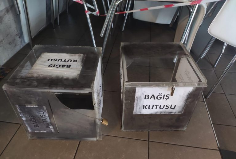 Ataşehir Cemevinin camı kırılıp bağış paraları ve bilgisayarı çalındı