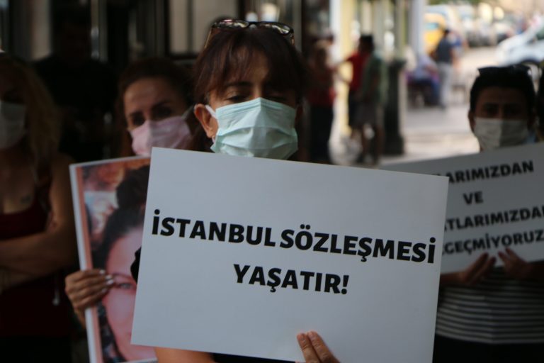 Kadın katliamı devam ediyor; 3 ilde üç kadın katledildi
