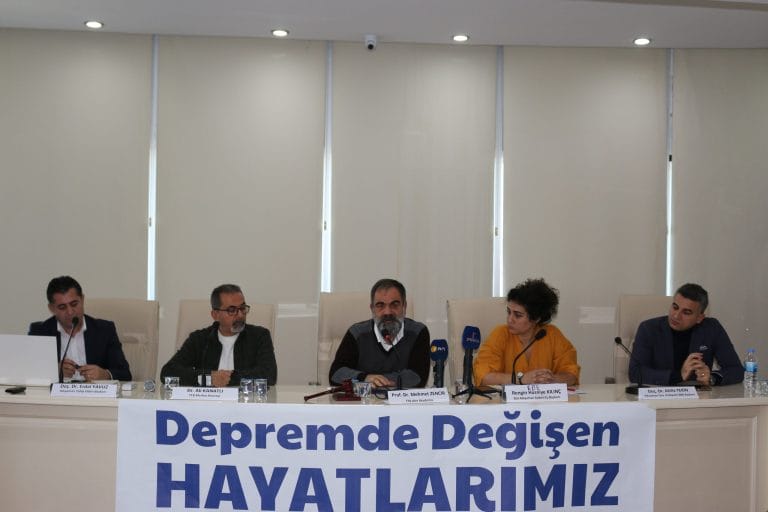Adıyaman’da deprem paneli: Temiz gıda, temiz su, temiz hava yok -VİDEO